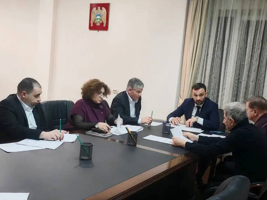 Заседание комиссии Минтрудсоцзащиты КБР по предоставлению жилья в «Специальном доме для одиноких престарелых»