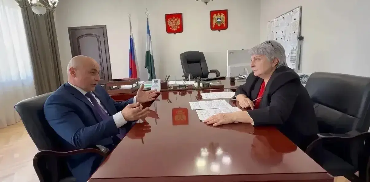 Рабочая встреча с председателем РО ВОРДИ КБР М.Б. Бозиевой 